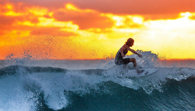 Os melhores lugares para surfar